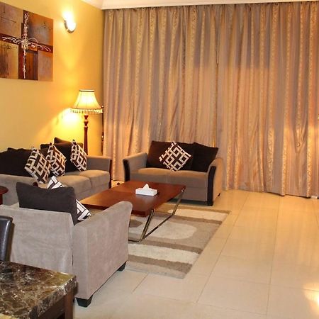 אל בוראיימי Aryana Hotel מראה חיצוני תמונה
