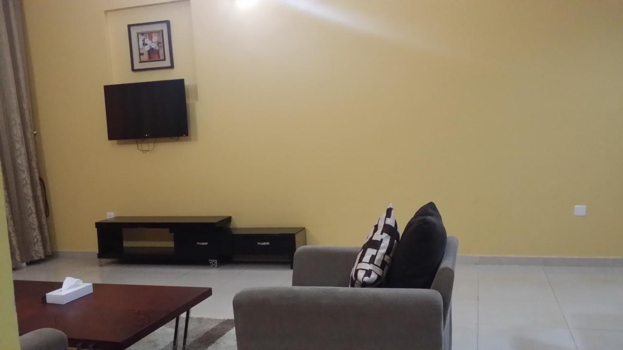 אל בוראיימי Aryana Hotel מראה חיצוני תמונה